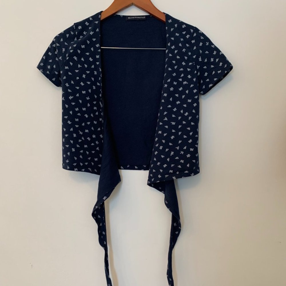Brandy Melville wrap top - Picture 3 of 4